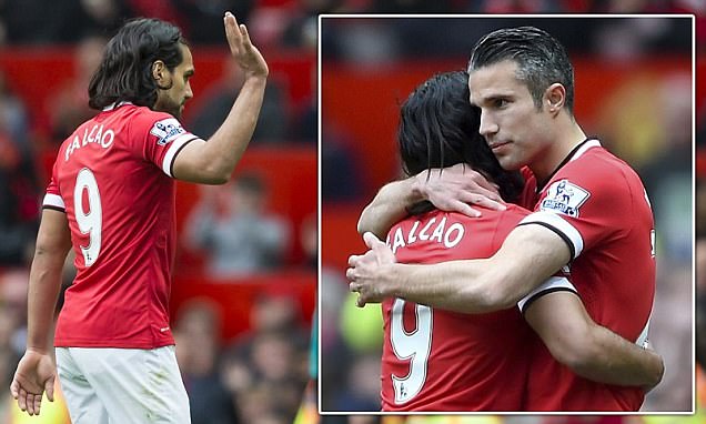 Falcao Lambaikan Salam Perpisahan di Old Traffor, Hanya Empat Gol dari 26 Laga